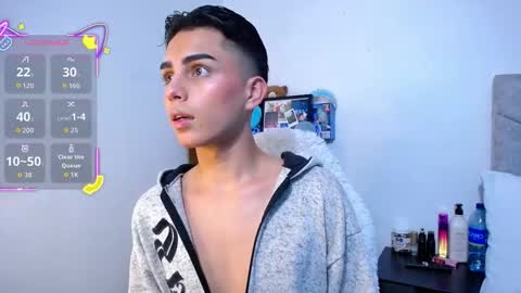 Owen  Independent model  online show from 12.03.25