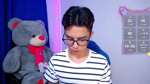 Owen  Independent model  online show from 04.23.26