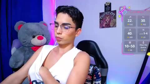Owen  Independent model  online show from 06.20.26