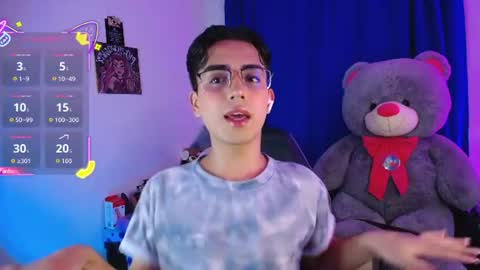 Owen  Independent model  online show from 07.24.26
