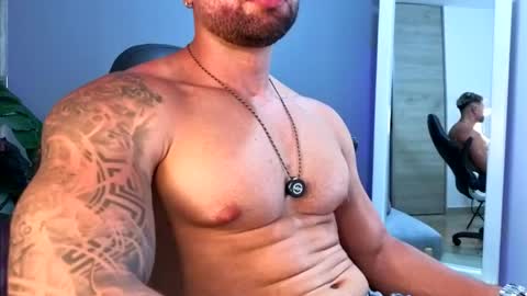 Maximus Owen online show from 04.23.26