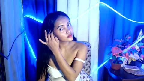 Snapshot of oxana_wetpussy chatting on 07.16.26 oxana_wetpussy online show from 07.16.26