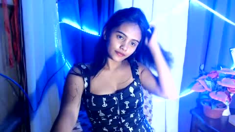 Snapshot of oxana_wetpussy chatting on 07.26.26 oxana_wetpussy online show from 07.26.26