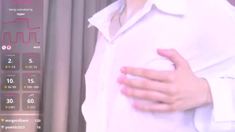 Snapshot of oxcy_live chatting on 04.11.26 Oxcy online show from 04.11.26