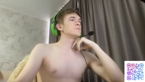 Snapshot of oydikey chatting on 02.15.25 Oydin online show from 02.15.25