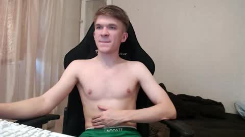 Snapshot of oydikey chatting on 10.08.25 Oydin online show from 10.08.25