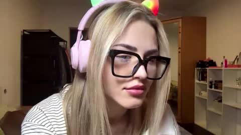 Eva online show from 03.27.26