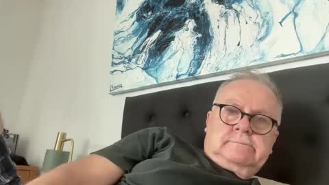 Snapshot of ozhairybearxxxx chatting on 02.19.26 ozhairybearxxxx online show from 02.19.26