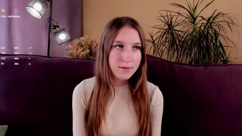 Snapshot of oziecarmona chatting on 09.11.25 Caroline or just Lina online show from 09.11.25