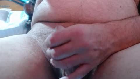 Snapshot of ozzieozzieoi chatting on 01.08.26 HairyolOz online show from 01.08.26