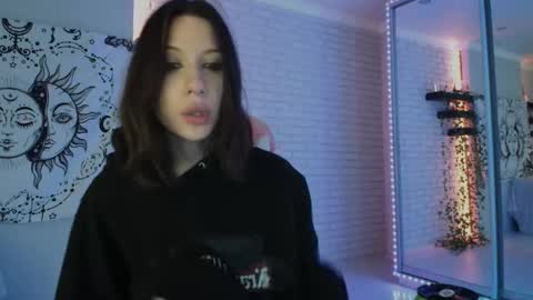 Snapshot of p0rsche911 chatting on 12.05.24 Alice online show from 12.05.24