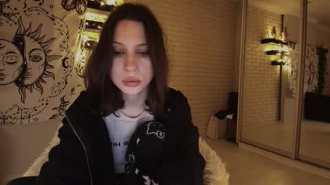 Snapshot of p0rsche911 chatting on 12.21.24 Alice online show from 12.21.24