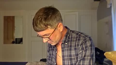 Snapshot of p_watt76 chatting on 11.29.25 p_watt76 online show from 11.29.25