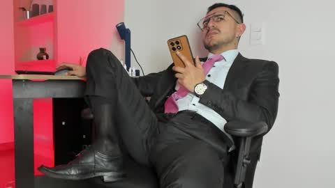 Snapshot of pablo_rincon95 chatting on 02.27.25 pablo rincon95 online show from 02.27.25