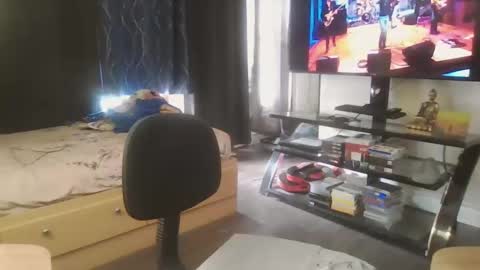 Snapshot of pace982 chatting on 02.24.25 pace982 online show from 02.24.25