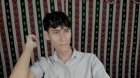 Snapshot of paimon_goetia chatting on 01.08.26 Alexander Grigori online show from 01.08.26