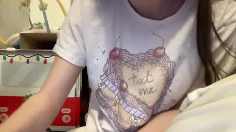 paisleysnowxo online show from 03.06.25