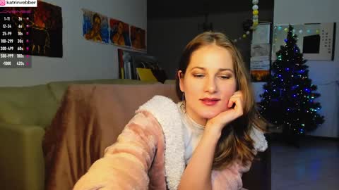 Snapshot of palach2323 chatting on 01.05.25 Katrin Vebber online show from 01.05.25