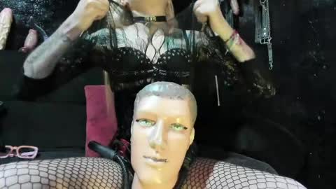 Paloma online show from 04.29.26