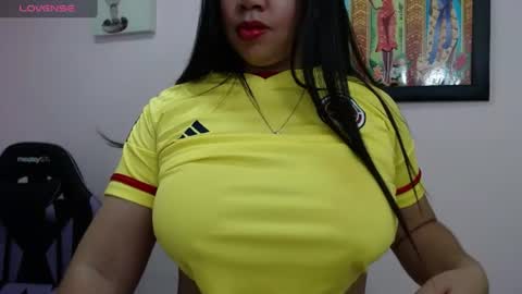 Snapshot of pamela_claus chatting on 06.23.26 Pamela Claus online show from 06.23.26