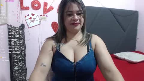 pamela_echeverria online show from 02.21.26