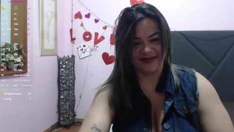 pamela_echeverria online show from 04.29.26