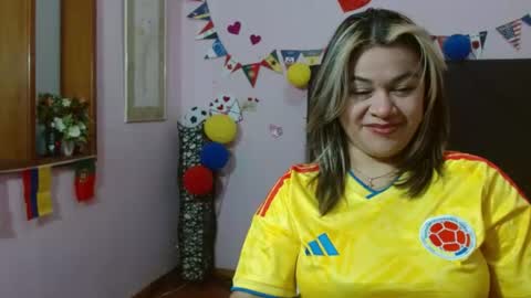 pamela_echeverria online show from 06.27.26