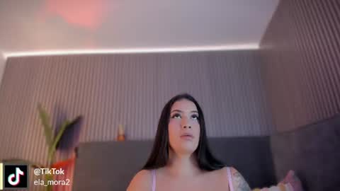 Snapshot of pamela_vega chatting on 06.18.26 Manuela online show from 06.18.26