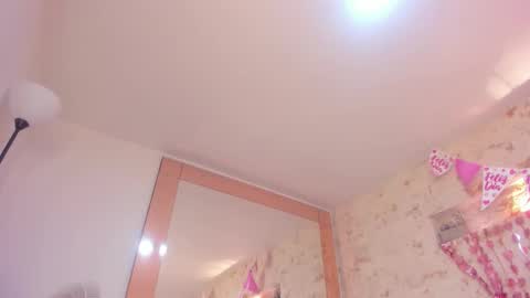 Snapshot of pamela_west chatting on 02.12.26 Pamela West online show from 02.12.26