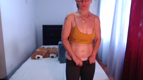Pamela Jagger online show from 06.26.26