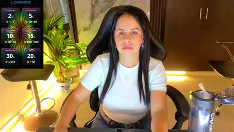Paola online show from 03.08.25