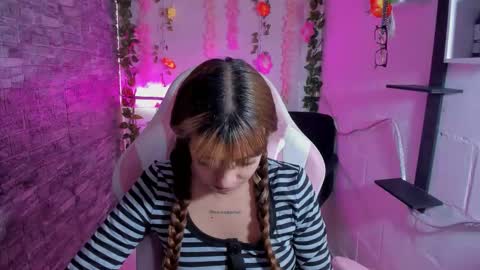 Snapshot of pamelajhonsom chatting on 10.28.25 pamelajhonsom online show from 10.28.25