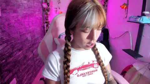 Snapshot of pamelajhonsom chatting on 02.05.26 pamelajhonsom online show from 02.05.26