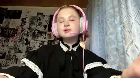 I am Lillary ntmu online show from 06.19.26
