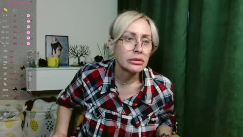Snapshot of pamellamurphy chatting on 05.28.26 pamellamurphy online show from 05.28.26