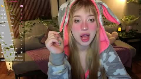 Snapshot of pampy_18 chatting on 04.25.26 Lina online show from 04.25.26