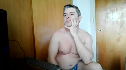 Snapshot of panchomadrid chatting on 06.13.26 Pancho Madrid online show from 06.13.26