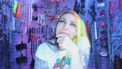 PandoraNez online show from 11.19.25