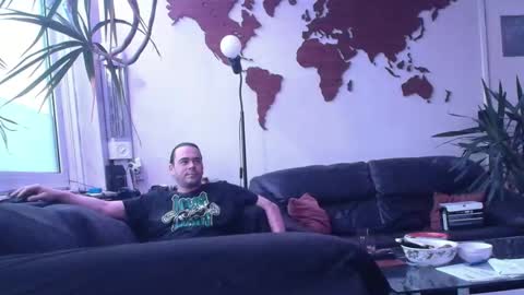 Chris online show from 03.05.25