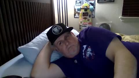 Snapshot of panos678442 chatting on 02.25.25 panos online show from 02.25.25