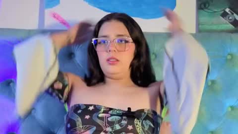 Snapshot of paola_lyon chatting on 03.17.26 Paola Lyon online show from 03.17.26