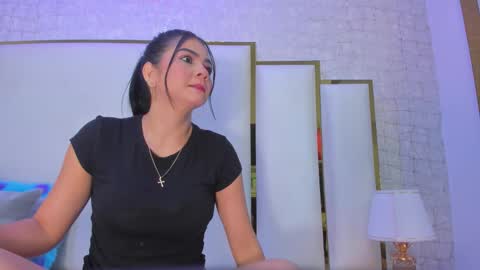 Paola  online show from 03.19.26