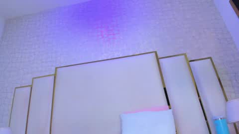 Paola  online show from 04.30.26