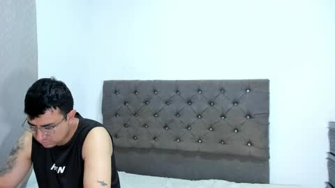 Snapshot of paolaanddaniel chatting on 05.21.26 paolaanddaniel online show from 05.21.26