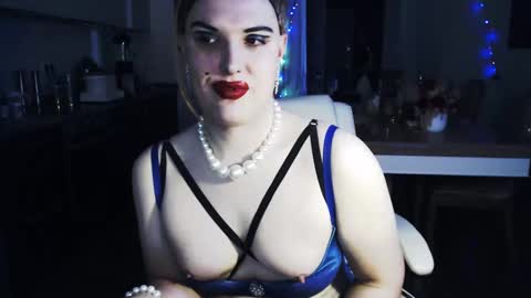 Snapshot of paoladoll chatting on 12.17.24 Sarina Williams online show from 12.17.24