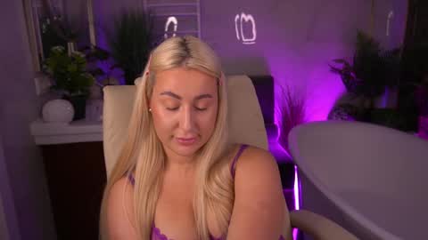 Lia online show from 05.06.26