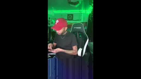 Snapshot of papian0 chatting on 11.22.25 papian0 online show from 11.22.25