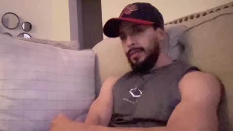 papicubano_guapo23cm online show from 02.17.26