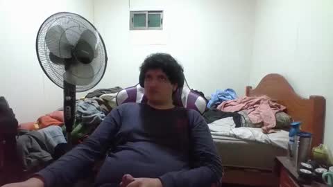 Snapshot of papitowilly999 chatting on 12.17.25 Papito online show from 12.17.25