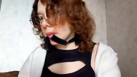 Snapshot of papriefert chatting on 01.17.26 papriefert online show from 01.17.26